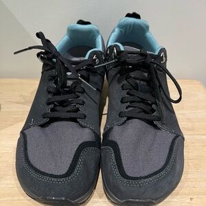 Women’s LP Alpine Hiking/Walking Shoe Size 9